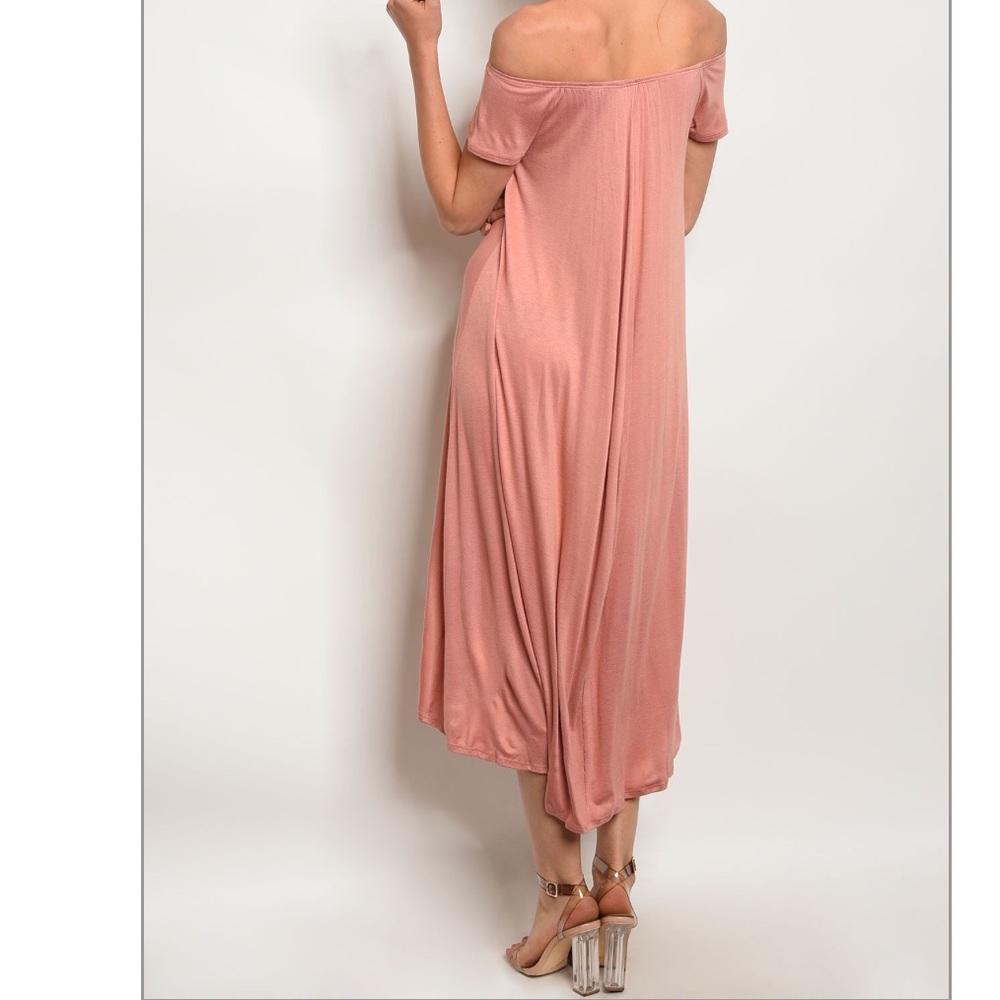 ☕️Lovely Blush Midi Dress 🤩 - Picture 2 of 2